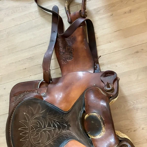 Beeswax Leather Conditioner Bring Life back into your bags - Picture 6 of 10